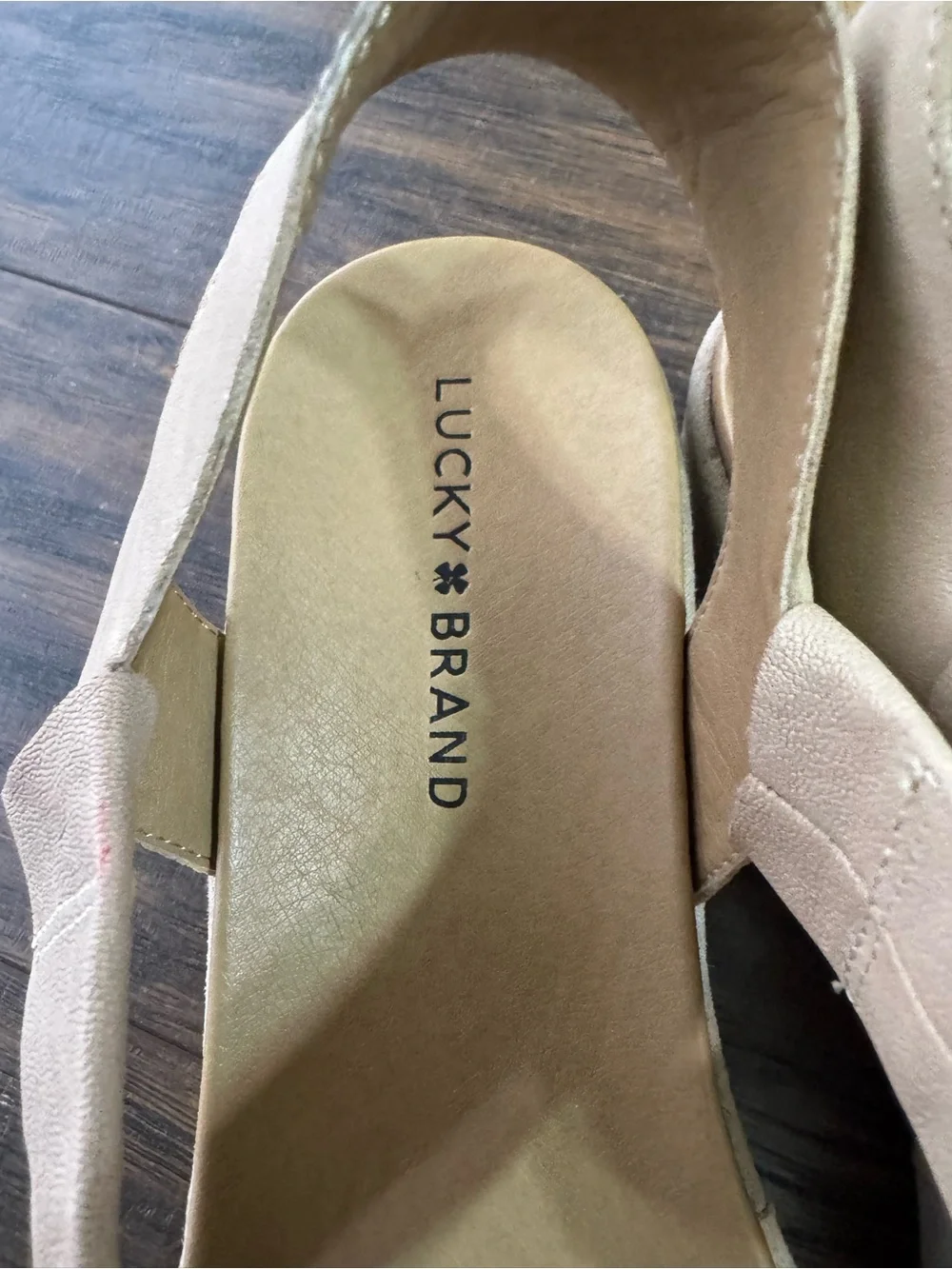 lucky brand women’s waldyna cream leather platform wedge sandals size 10